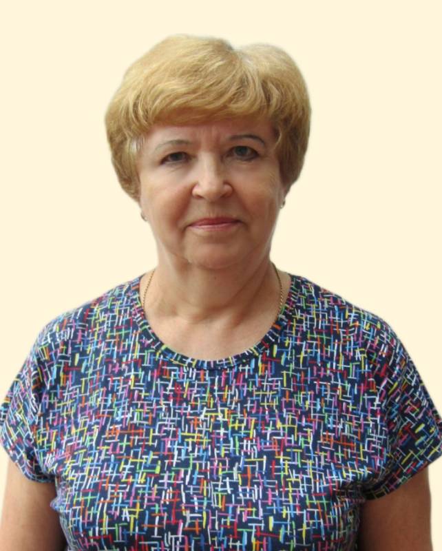 Сухарнова Людмила Ивановна.